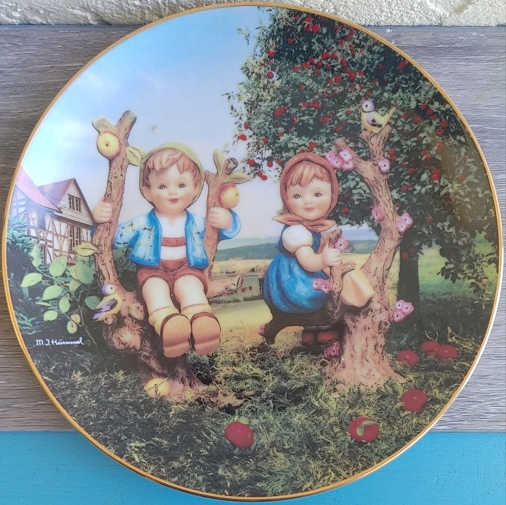 Danbury Mint Decorative Collectors Plate